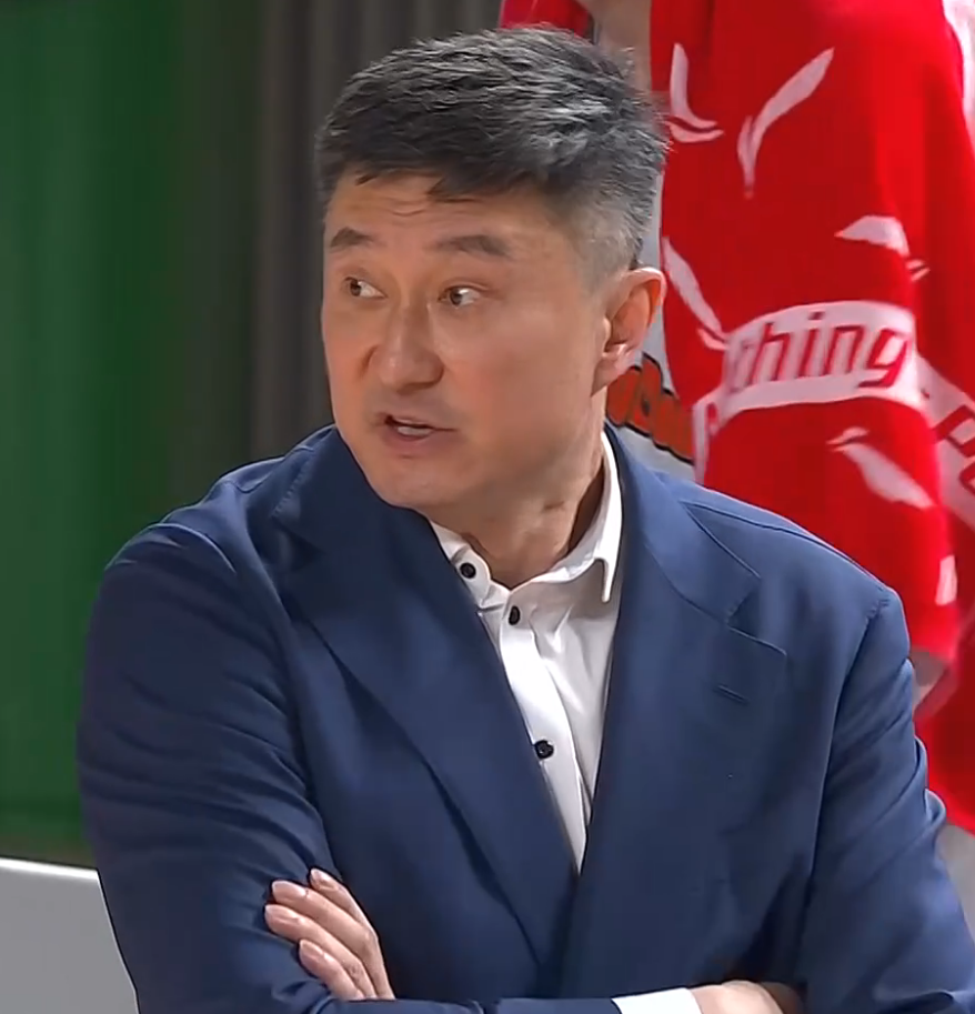 乐鱼官方网站-领先18分被逆转！广东2分惜败新疆，胡明轩绝杀遗憾偏出